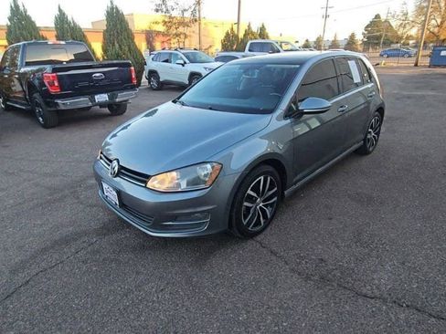 Used 2015 Volkswagen Golf SE w/ Golf Sport Package image 3