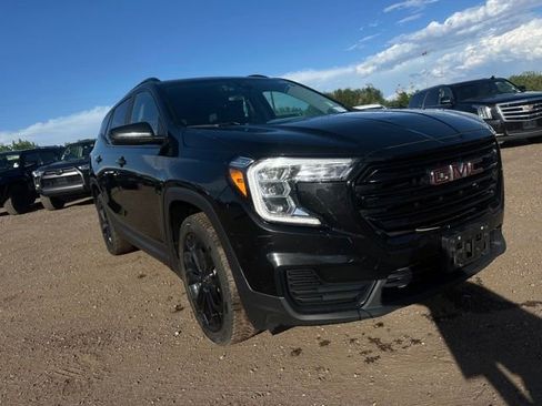 Used 2022 GMC Terrain SLE w/ Driver Convenience Package AWD/4WD image 8