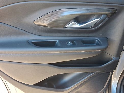 Used 2021 GMC Terrain SLT image 19