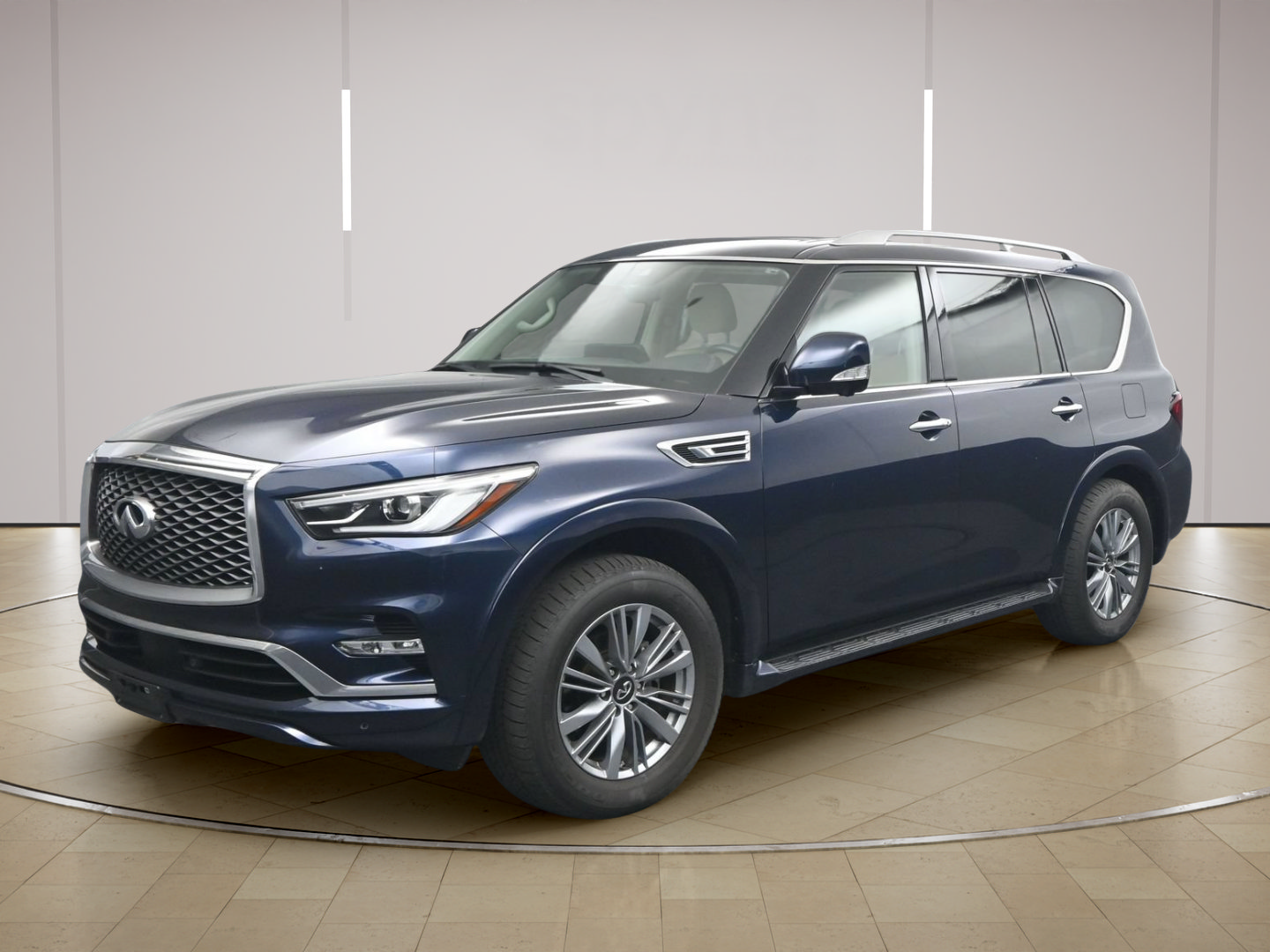Used 2023 INFINITI QX80 Luxe w/ All-Season Package AWD/4WD image 3