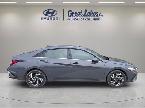 New 2026 Hyundai Elantra Limited FWD image 6