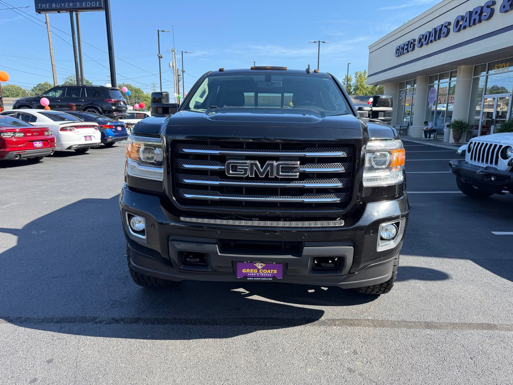 Used 2018 GMC Sierra 2500 SLT w/ All Terrain HD Package AWD/4WD image 2