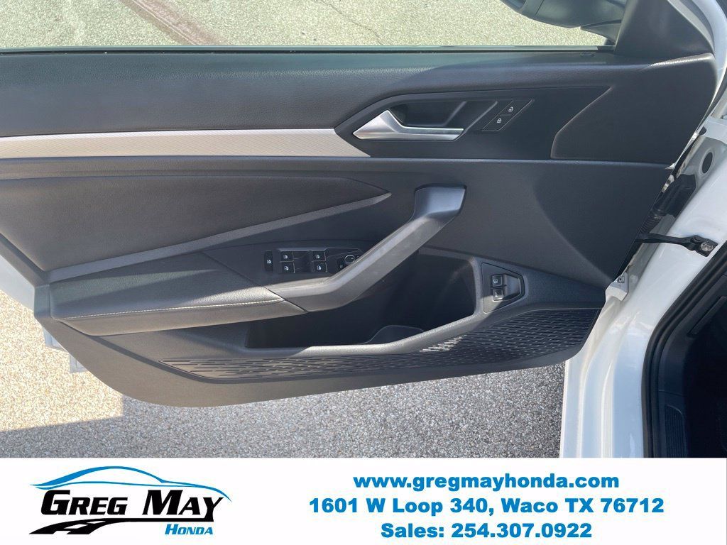 Used 2024 Volkswagen Jetta S FWD image 11