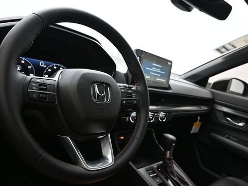 Used 2026 Honda CR-V Sport-L image 10