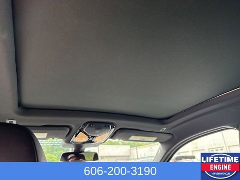 Used 2024 BMW X4 xDrive30i w/ Parking Assistance Package image 14