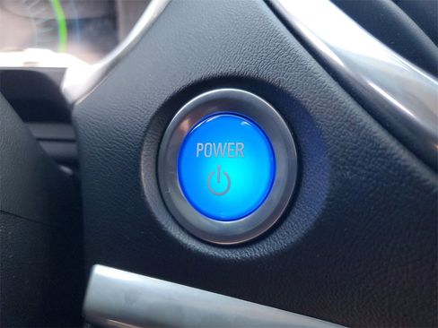 Used 2017 Chevrolet Volt Premier w/ Driver Confidence II Package image 28