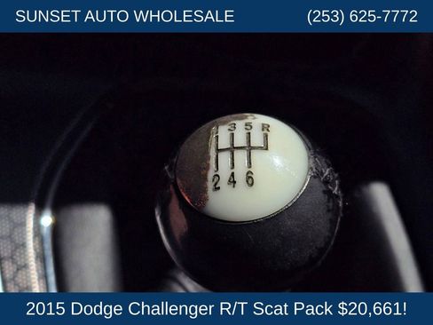 Used 2015 Dodge Challenger R/T Scat Pack w/ Leather Interior Group RWD image 39