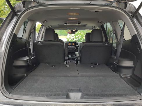 Used 2021 Honda Pilot Touring image 29