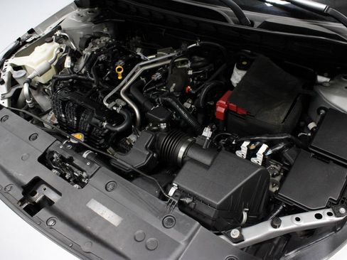 Used 2021 Nissan Altima 2.5 SV FWD image 17