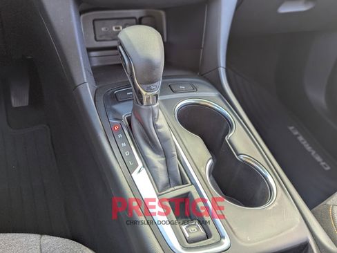 Used 2022 Chevrolet Equinox LT image 22