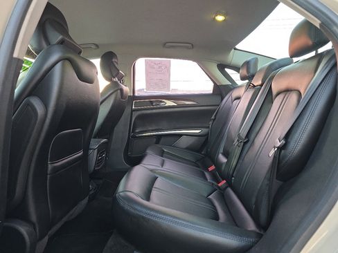 Used 2016 Lincoln MKZ Hybrid image 24