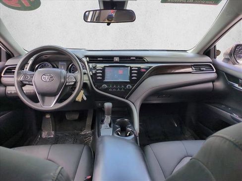 Certified 2019 Toyota Camry LE FWD image 17