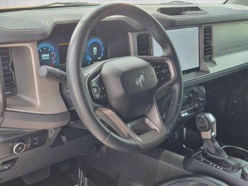 Used 2025 Ford Bronco Outer Banks AWD/4WD image 10