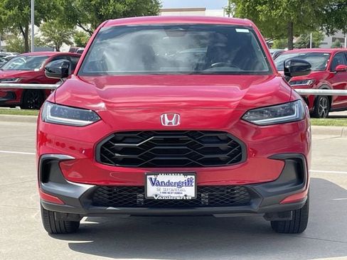 Certified 2025 Honda HR-V Sport image 7