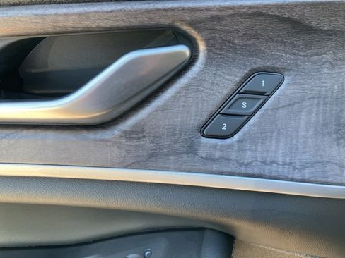 Used 2023 Jeep Grand Cherokee 30th Anniversary image 14