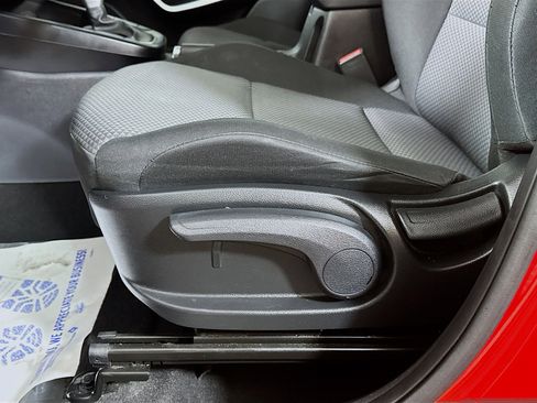 Certified 2023 Kia Soul LX w/ LX Technology Package image 18