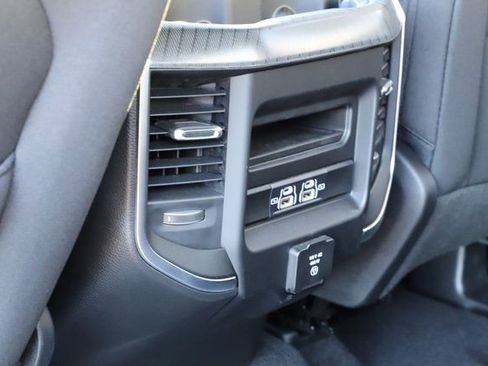 New 2026 RAM 1500 4x4 Crew Cab image 17