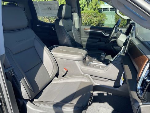 New 2025 GMC Sierra 1500 Denali w/ Denali Reserve Package image 29