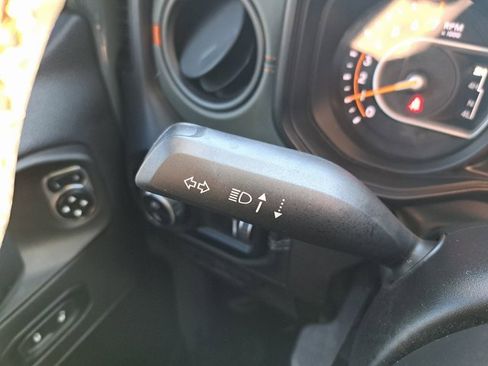 Used 2024 Jeep Gladiator Mojave w/ Technology Group image 22