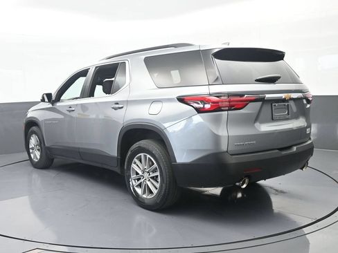 Used 2023 Chevrolet Traverse LT FWD image 4