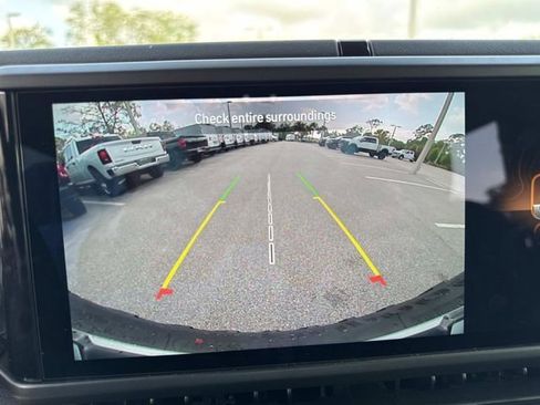 Used 2026 Jeep Wrangler Rubicon AWD/4WD image 18