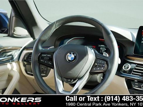 Used 2022 BMW 540i xDrive w/ Premium Package image 59