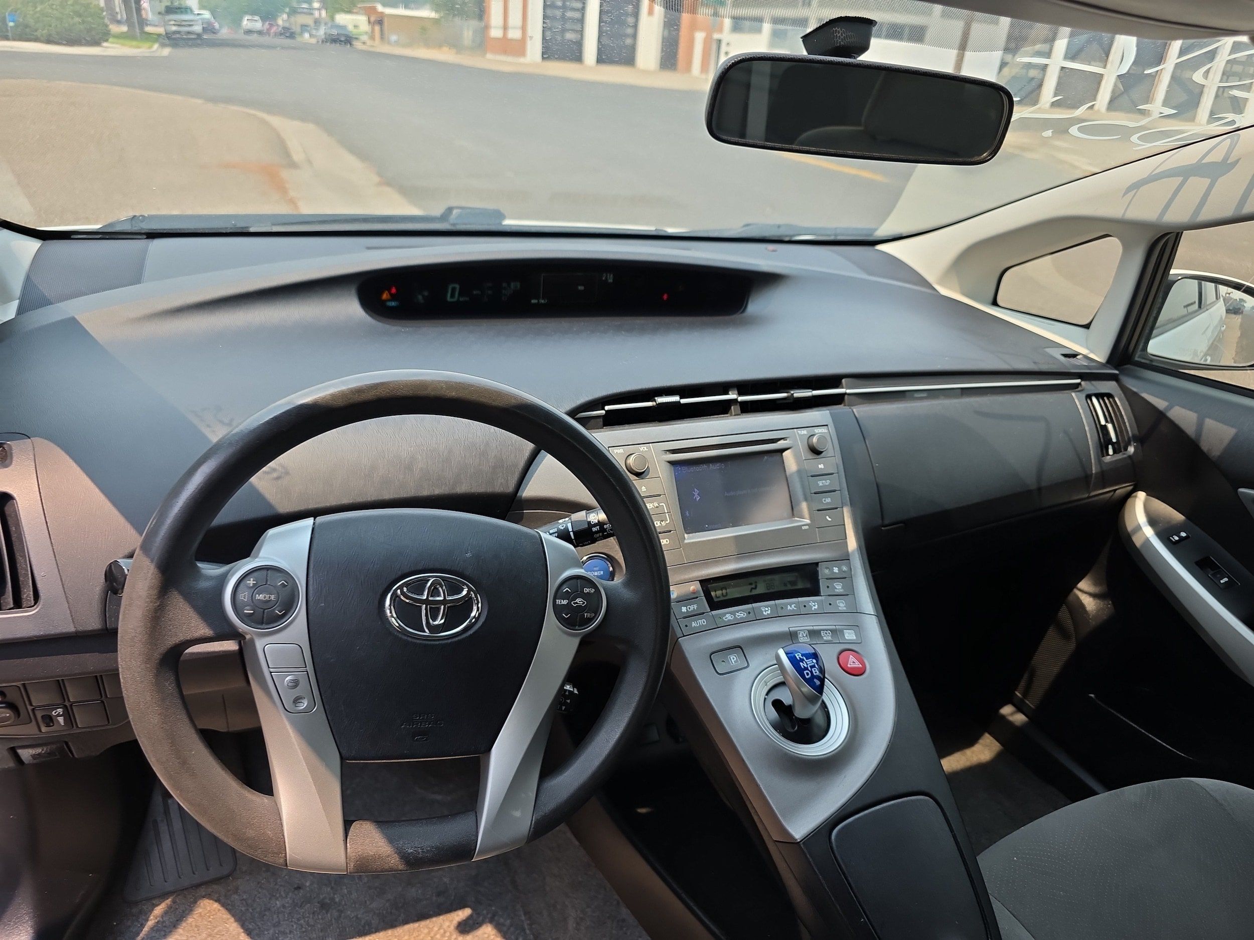 Used 2012 Toyota Prius Two FWD image 3