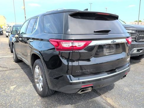 Used 2018 Chevrolet Traverse High Country AWD/4WD image 3