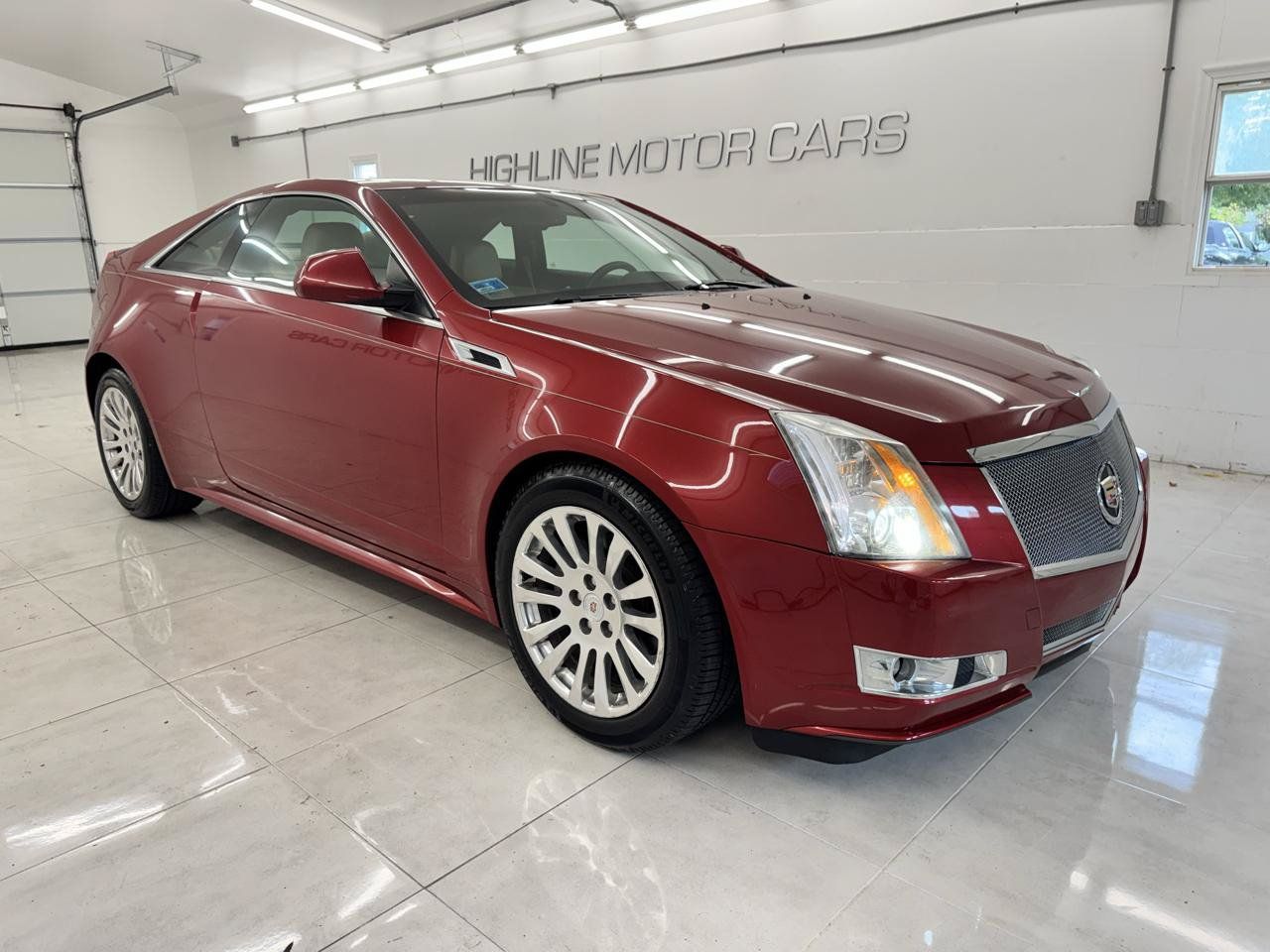 Used 2012 Cadillac CTS Performance RWD image 3