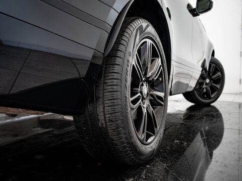 Used 2023 Land Rover Range Rover Velar R-Dynamic S image 49