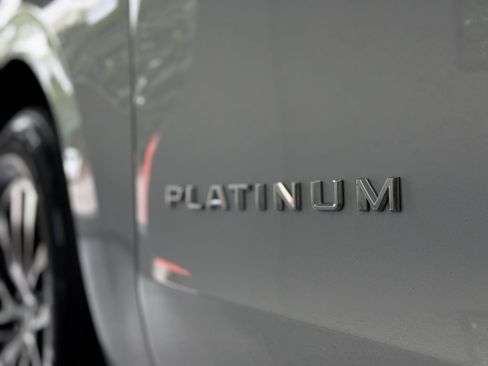 Used 2025 Ford Expedition Platinum AWD/4WD image 50