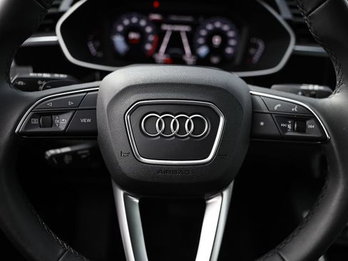 Used 2025 Audi Q3 2.0T Premium w/ Convenience Package AWD/4WD image 33