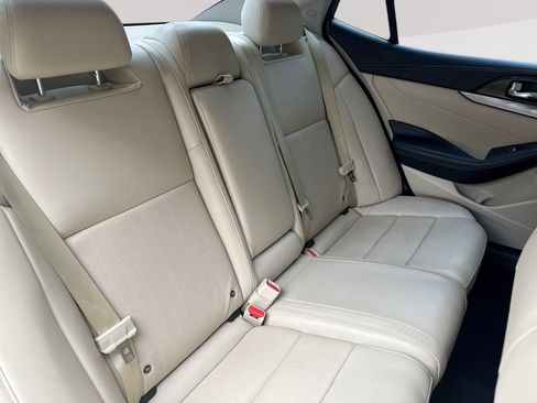 Used 2019 Nissan Maxima 3.5 SV w/ Floor Mat Group FWD image 25