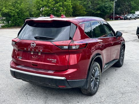 Used 2025 Nissan Rogue Platinum w/ Tech Package AWD/4WD image 7