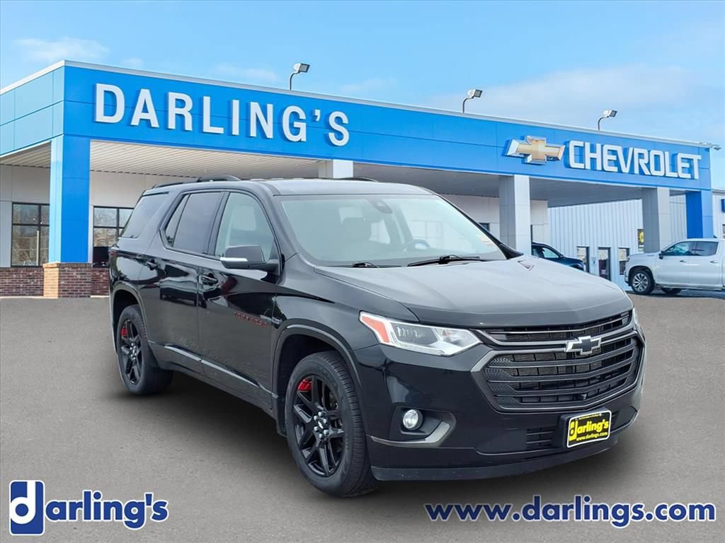 Used 2021 Chevrolet Traverse Premier w/ Redline Edition AWD/4WD image 3