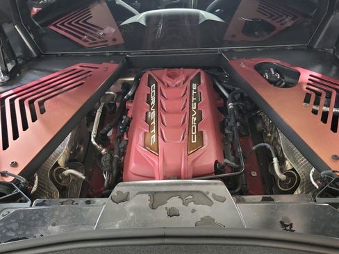 Used 2024 Chevrolet Corvette Stingray Preferred Cpe w/ Z51 Performance Package RWD image 8