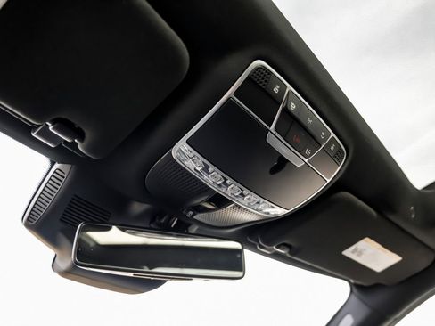 Used 2019 Mercedes-Benz S 560 4MATIC Sedan image 27