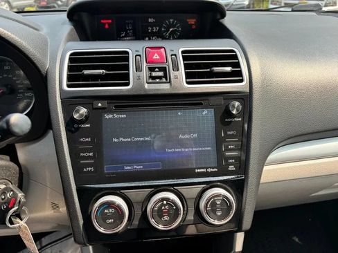 Used 2017 Subaru Forester 2.5i Premium AWD/4WD image 20