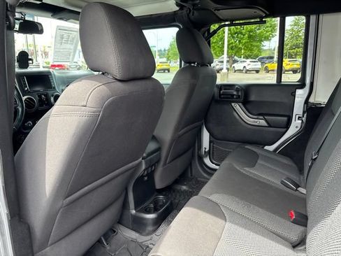 Used 2016 Jeep Wrangler Unlimited Sport AWD/4WD image 29