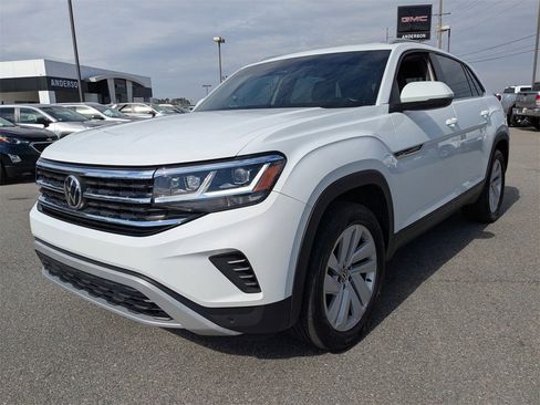 Used 2022 Volkswagen Atlas Cross Sport SE image 8