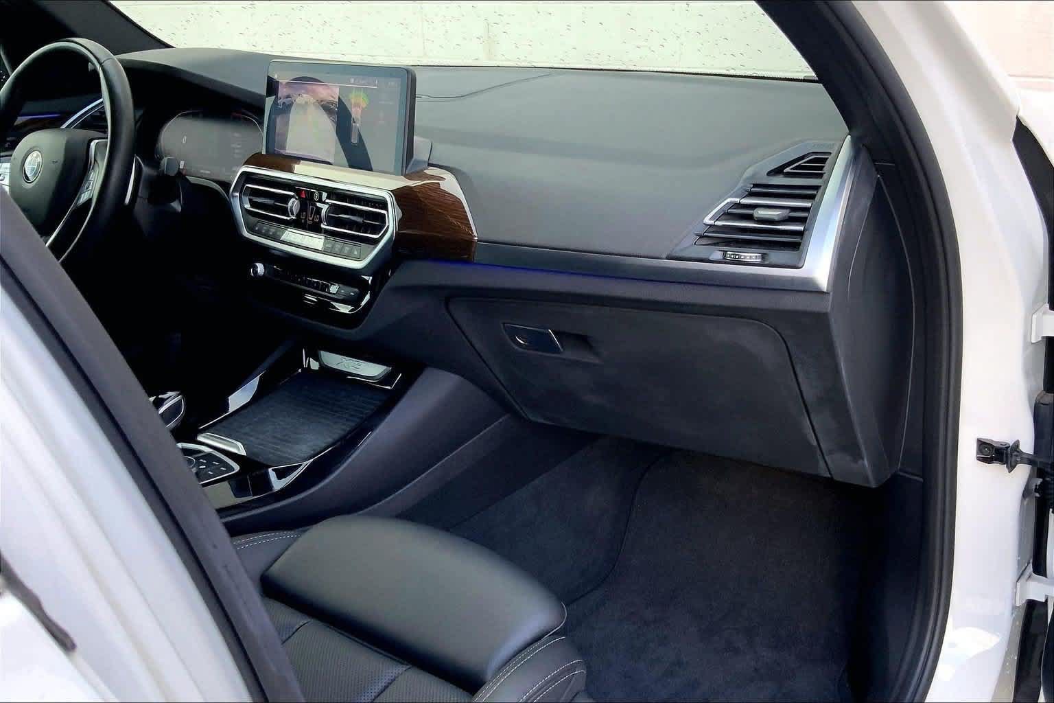 Used 2022 BMW X3 sDrive30i w/ Premium Package RWD image 23