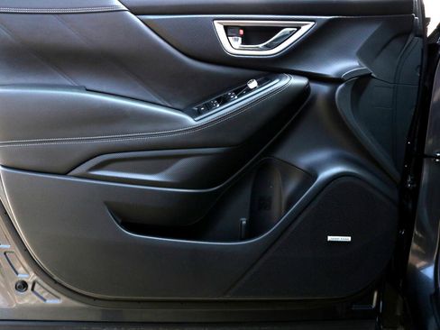 Used 2019 Subaru Forester Limited image 14