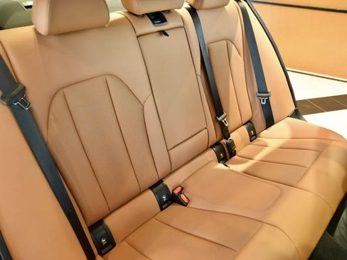 Used 2022 BMW 330i xDrive Sedan w/ Premium Package AWD/4WD image 21