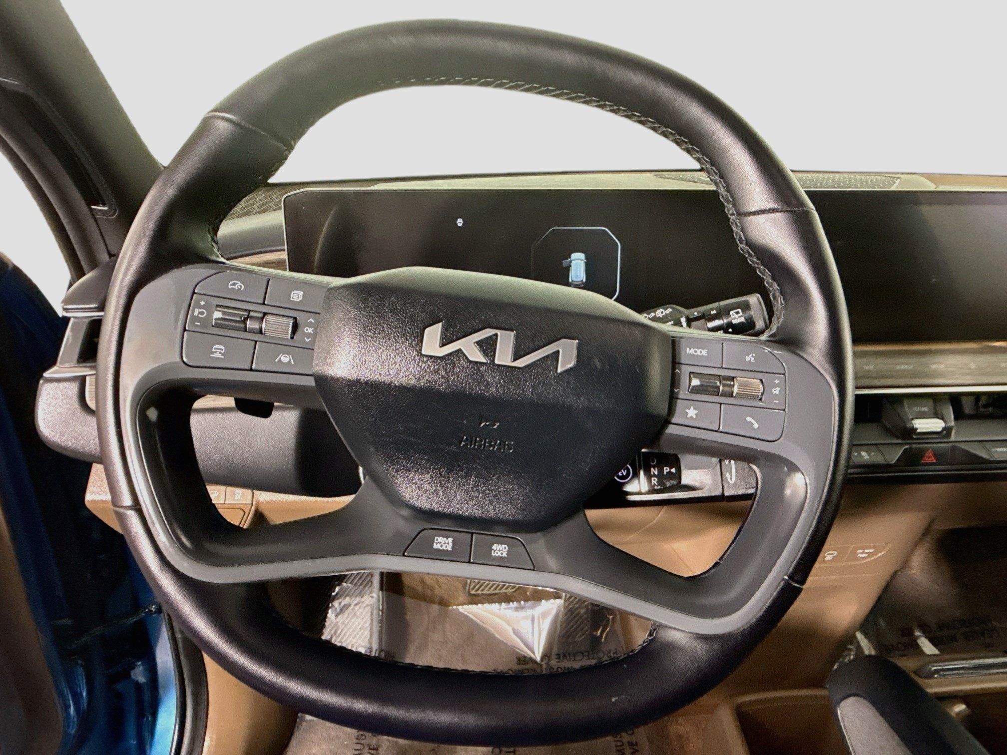 Used 2024 Kia EV9 Land AWD/4WD image 13