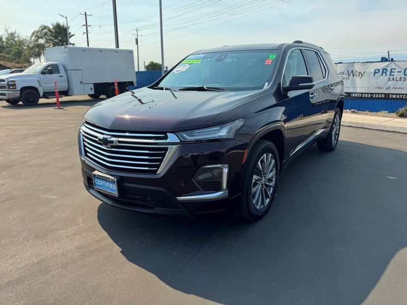 Certified 2022 Chevrolet Traverse Premier image 1