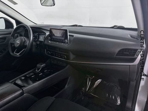 Certified 2024 Nissan Rogue S FWD image 27