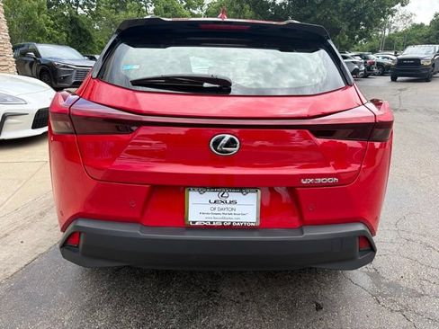 Used 2025 Lexus UX 300h FWD w/ Accessory Package (Z2) image 6
