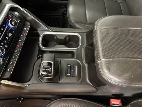 Used 2023 GMC Sierra 1500 Denali AWD/4WD image 31