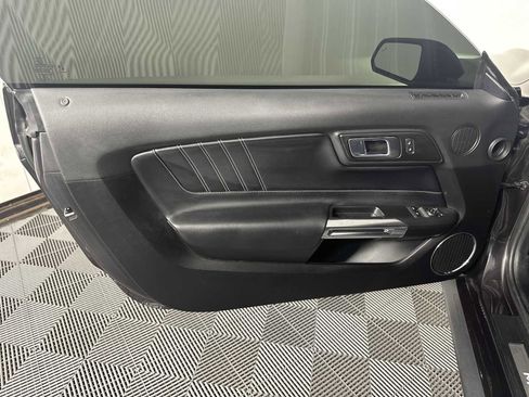 Used 2022 Ford Mustang GT Premium image 8