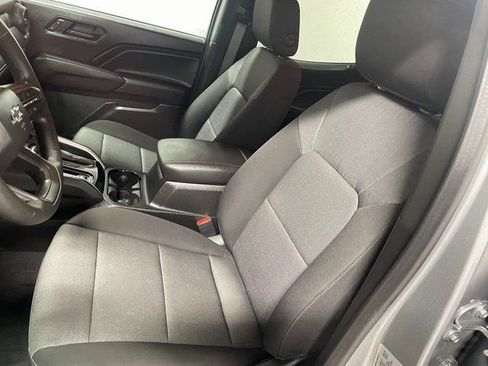 Used 2026 Chevrolet Colorado Trail Boss AWD/4WD image 12